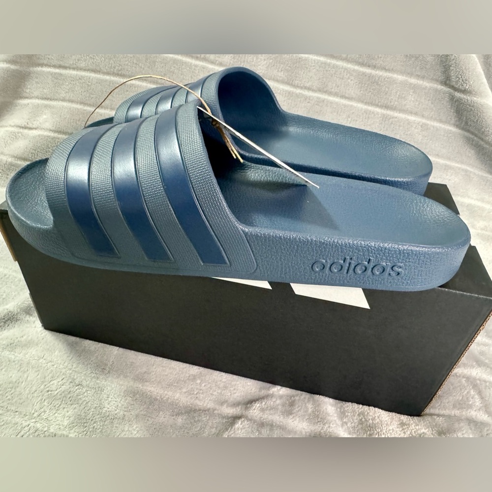 Adidas Adilette Aqua Navy Men’s Slides Size 11 - Picture 5 of 10